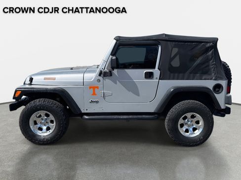 Used 2006 Jeep Wrangler SE image 2