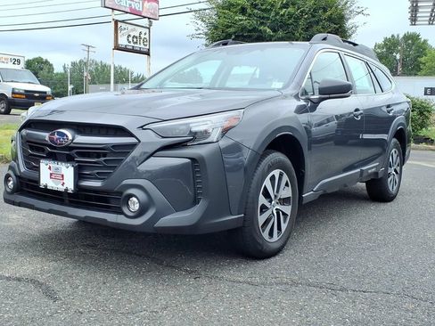 Certified 2024 Subaru Outback AWD/4WD image 3