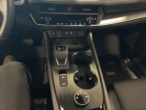 Certified 2024 Nissan Rogue SV w/ SV Premium Package image 23