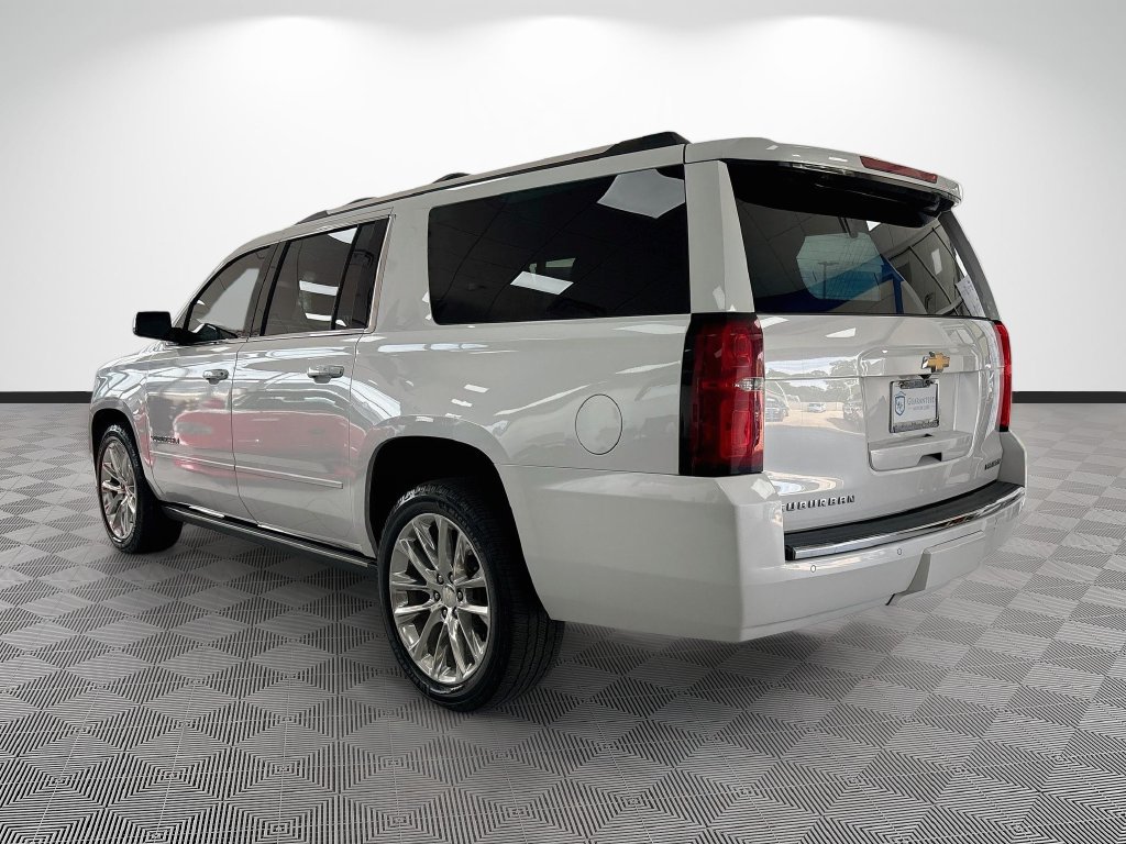 Used 2019 Chevrolet Suburban Premier w/ Premier Plus Edition AWD/4WD image 8