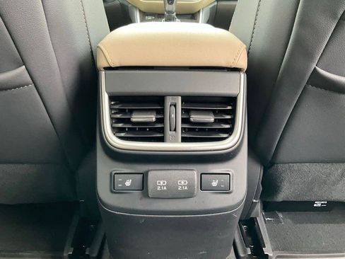 Used 2021 Subaru Outback Limited AWD/4WD image 15