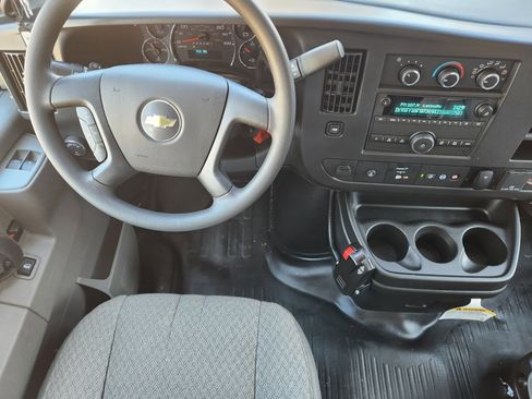 New 2025 Chevrolet Express 4500 w/ Power Convenience Package image 27