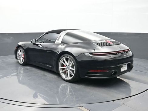 Used 2021 Porsche 911 AWD/4WD image 3