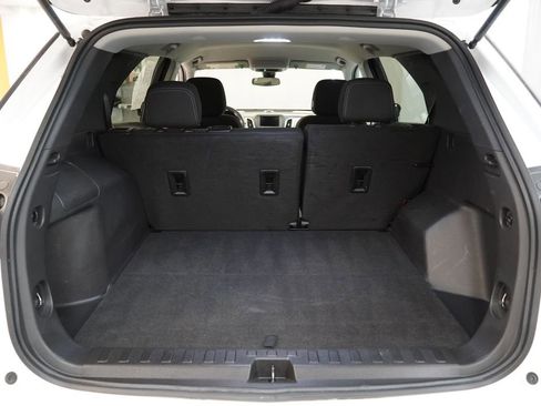 Used 2023 Chevrolet Equinox LS w/ LS Convenience Package image 23