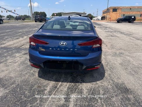 Used 2019 Hyundai Elantra SEL FWD image 6