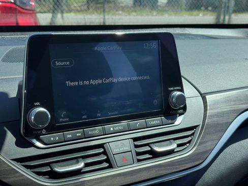 Used 2025 Nissan Altima 2.5 SV image 20