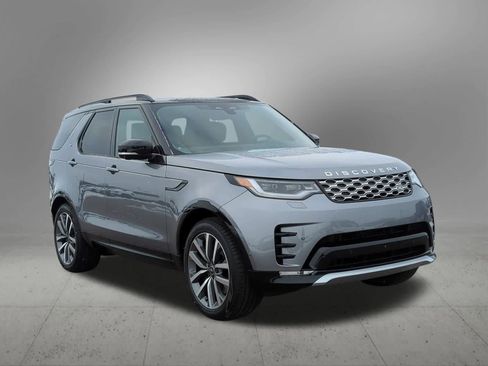 New 2026 Land Rover Discovery Limited Edition image 8