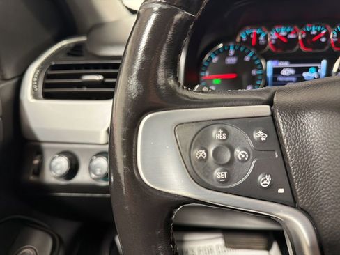 Used 2020 GMC Yukon XL SLT AWD/4WD image 28