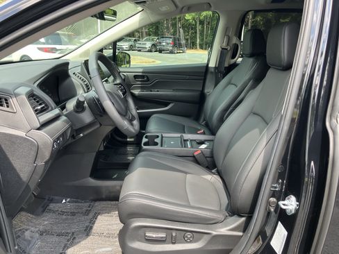 Certified 2026 Honda Odyssey EX-L image 16