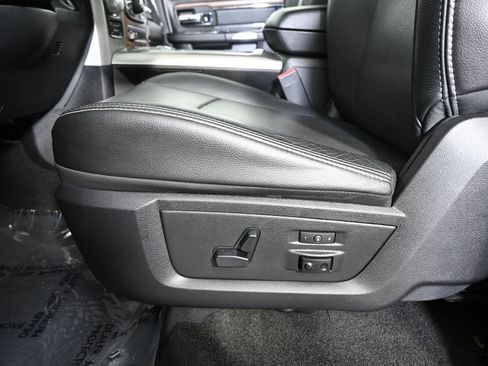 Used 2016 RAM 1500 Laramie w/ Convenience Group AWD/4WD image 22