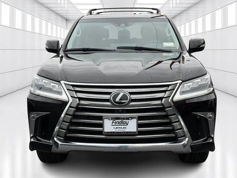 Used 2019 Lexus LX 570 4WD w/ Luxury Package image 2