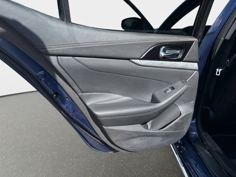 Used 2016 Nissan Maxima 3.5 SV image 11