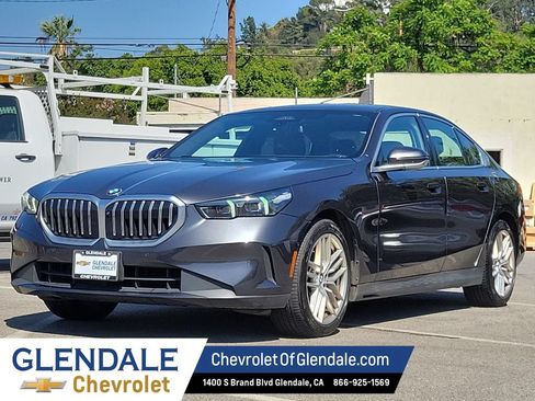 Used 2024 BMW 530i RWD image 15