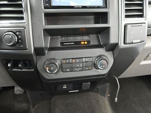 Used 2018 Ford F250 XLT AWD/4WD image 24