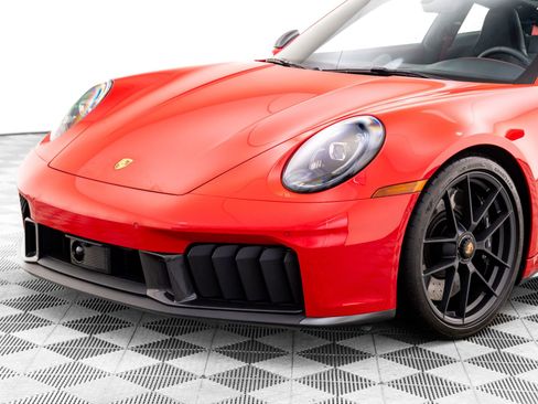 Certified 2025 Porsche 911 Carrera GTS image 37