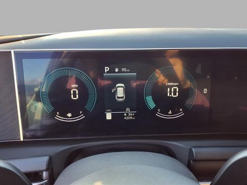 Used 2025 Hyundai Tucson SEL image 15