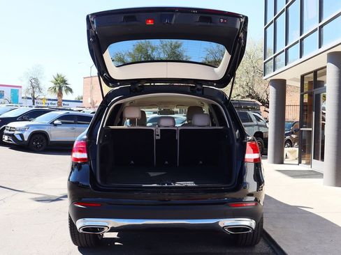 Used 2016 Mercedes-Benz GLC 300 w/ Premium Package image 22