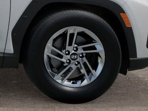 New 2026 Hyundai Tucson SE image 8