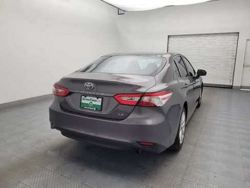 Used 2018 Toyota Camry LE image 7