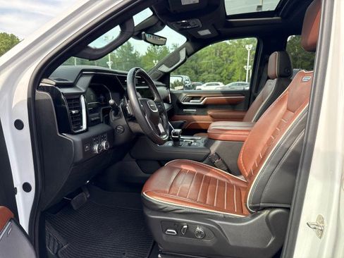 Used 2024 GMC Sierra 1500 Denali Ultimate AWD/4WD image 18