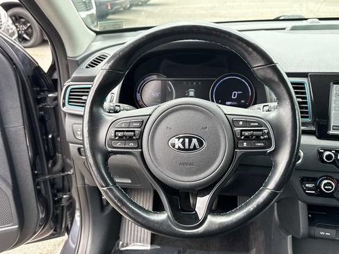 Used 2019 Kia Niro EX Premium w/ Cold Weather Package 1.0 FWD image 19