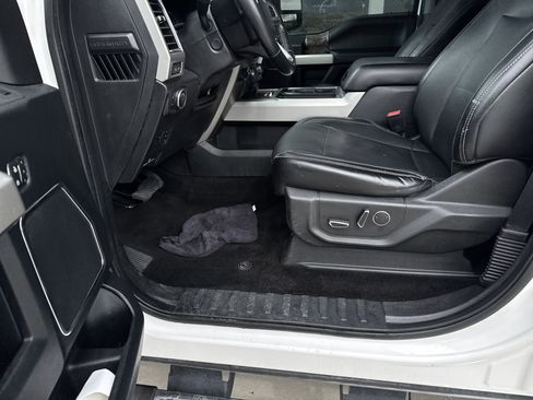 Used 2018 Ford F350 Lariat w/ Lariat Ultimate Package AWD/4WD image 18