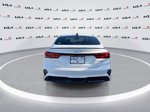 Used 2024 Kia Forte GT-Line w/ GT-Line Premium Package FWD image 7