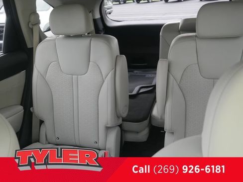 Used 2023 Kia Sorento SX Prestige AWD/4WD image 45