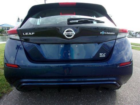 Used 2021 Nissan Leaf SV Plus w/ SV Plus Technology Package FWD image 9