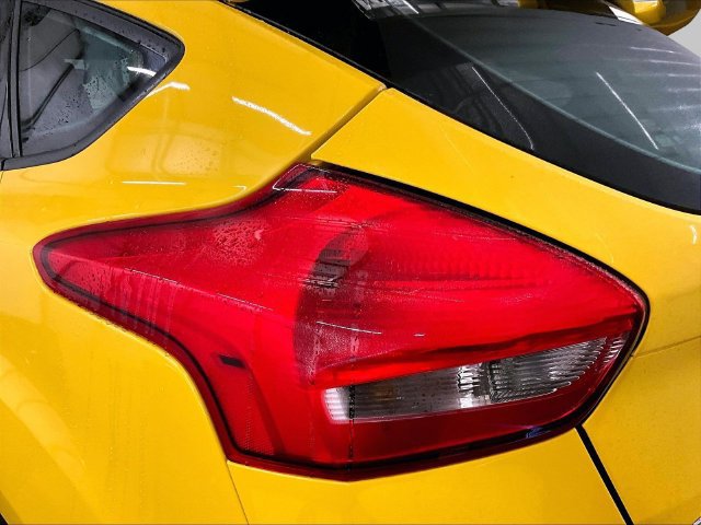 Used 2018 Ford Focus ST w/ Equipment Group 402A FWD image 28