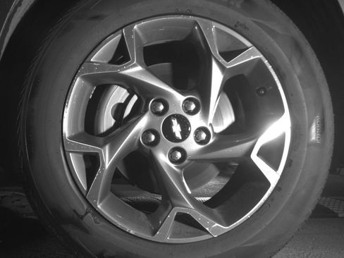 Used 2025 Chevrolet Trax LT FWD image 12