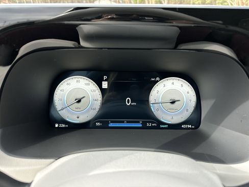 Used 2023 Hyundai Palisade Limited image 21