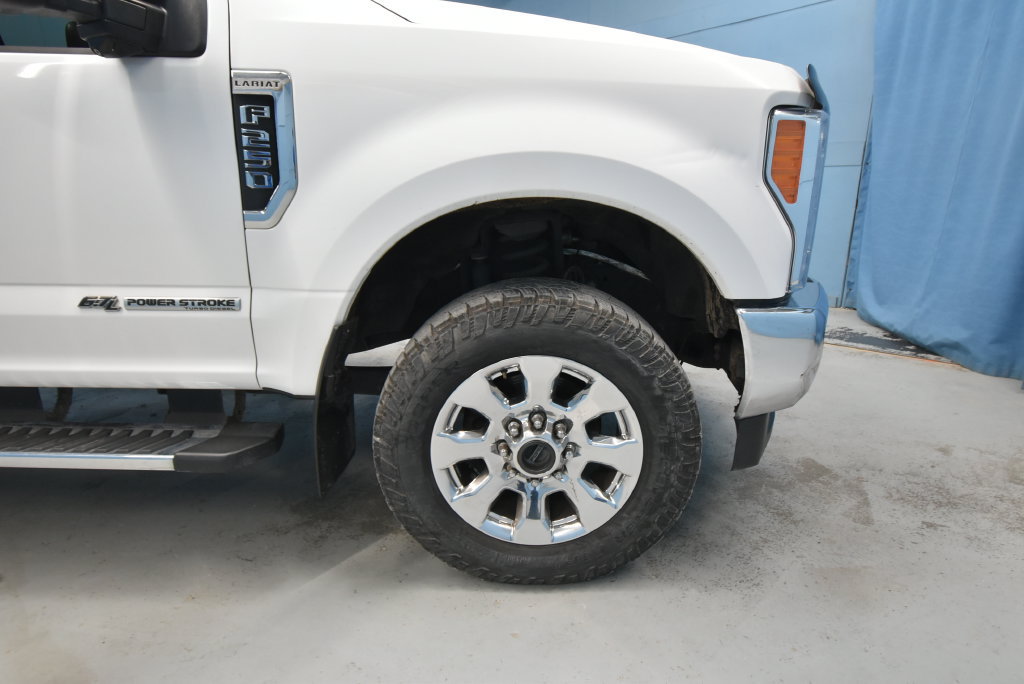 Used 2019 Ford F250 Lariat w/ Lariat Ultimate Package AWD/4WD image 42