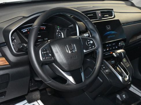 Used 2017 Honda CR-V Touring image 2