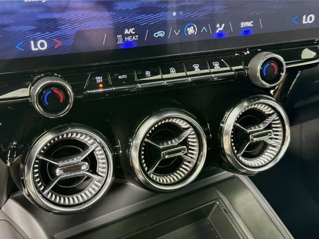 New 2025 Chevrolet Blazer EV AWD Police image 17