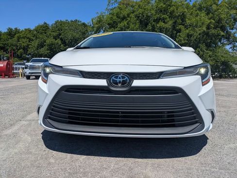 Used 2024 Toyota Corolla LE FWD image 9
