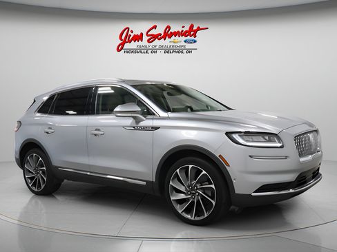 Used 2023 Lincoln Nautilus Reserve w/ Equipment Group 201A AWD/4WD image 2