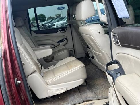 Used 2016 GMC Yukon XL Denali w/ Open Road Package AWD/4WD image 13