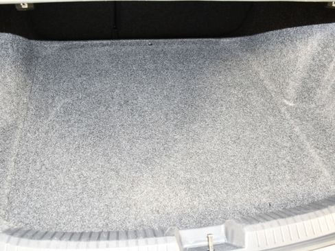 Used 2024 Volkswagen Jetta SE FWD image 49