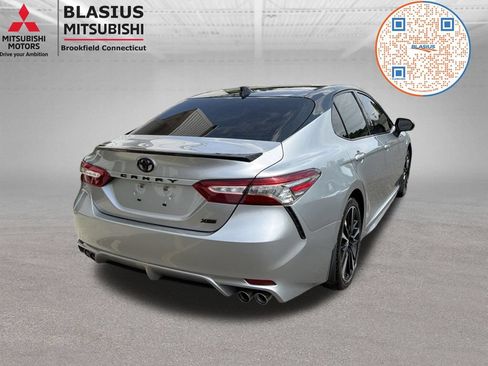 Used 2019 Toyota Camry XSE FWD image 13