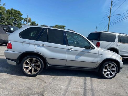 Used 2006 BMW X5 4.8is AWD/4WD image 8