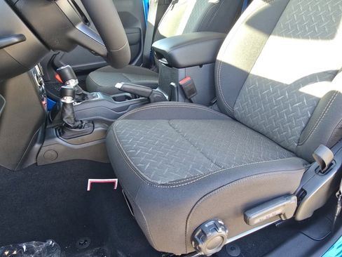 New 2026 Jeep Gladiator Mojave image 13