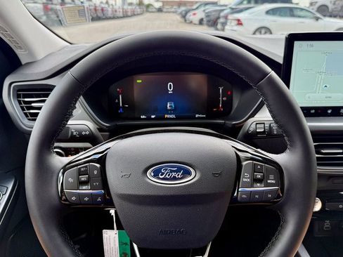 New 2025 Ford Escape SE image 22