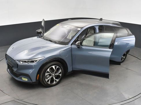 Used 2023 Ford Mustang Mach-E Premium image 34