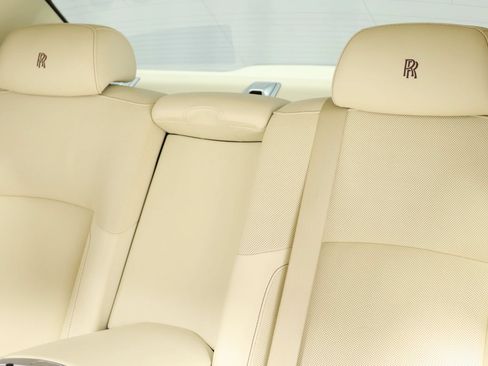 Used 2013 Rolls-Royce Ghost RWD image 60