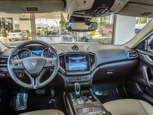 Used 2018 Maserati Ghibli image 27
