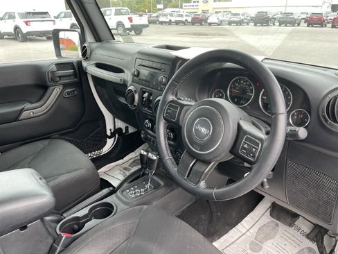 Used 2016 Jeep Wrangler Unlimited Sport image 13