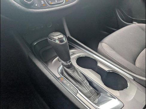 Used 2020 Chevrolet Malibu LT image 19