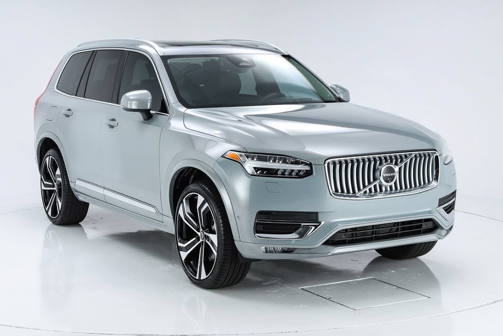 Used 2025 Volvo XC90 B6 Ultra w/ Protection Package AWD/4WD image 15