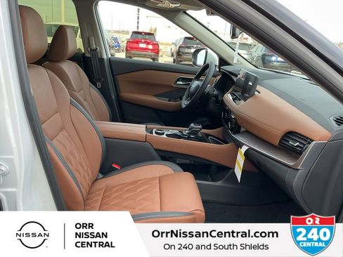 New 2026 Nissan Rogue Platinum w/ Platinum Premium Package AWD/4WD image 11